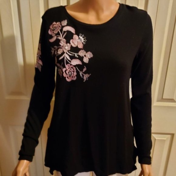 Time and Tru Black Embroidered Roses Long Sleeve Tunic Size S NWT - Picture 1 of 7